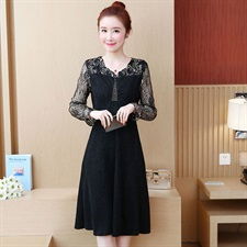 春日優(yōu)雅 2019早春新款蕾絲拼接裙，重塑豐滿女性的時(shí)尚內(nèi)搭美學(xué)